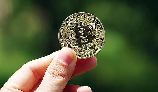 在币圈杀出一条血路：普通人如何在牛市分到属于自己的那一杯羹